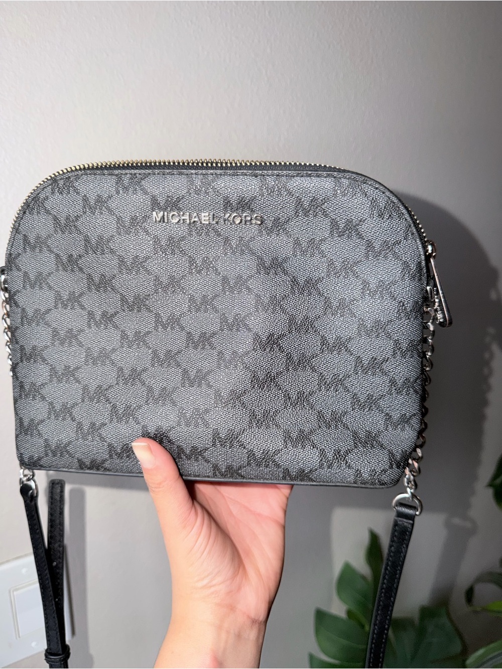 Michael Kors Crossbody Bag – Chain & Leather Strap (Gray/Black) - Picture 12 of 16